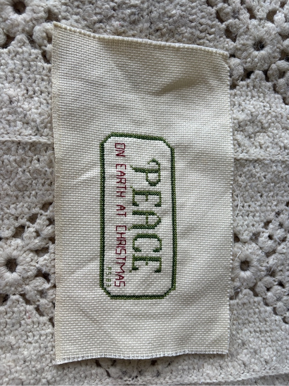 Embroidered 'PEACE' Cross-Stitch Panel in Cream and Green EUC Christmas Holiday